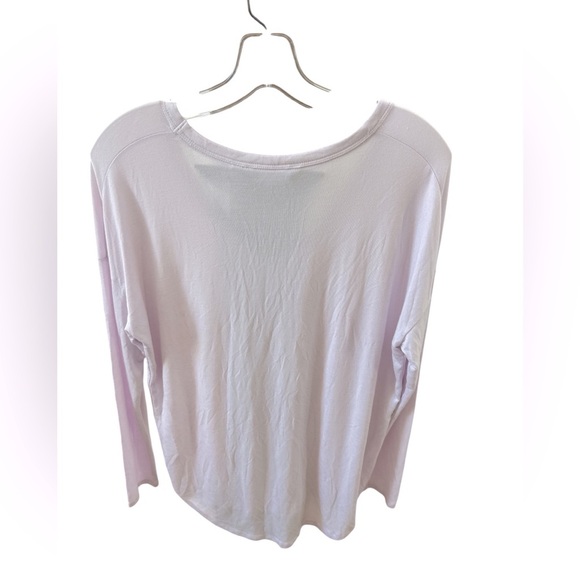 Athleta Cloudlight Relaxed Top in Simply Lilac Size Medium V Neck Long Sleeve - Picture 3 of 7